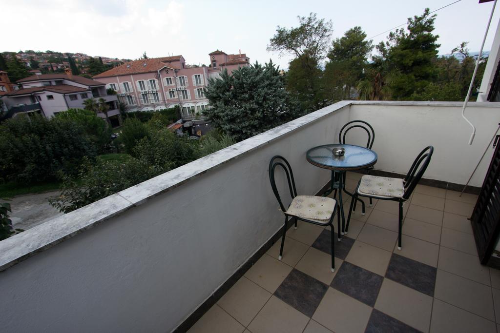 Apartments Petric Копер Экстерьер фото